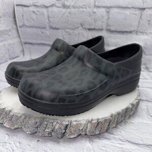 Women’s Black Leopard-Print Slip-On Clog